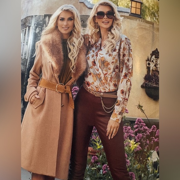 Marciano Fall Leaves Pattern Satiny Bodysuit - Size M - Picture 1 of 15